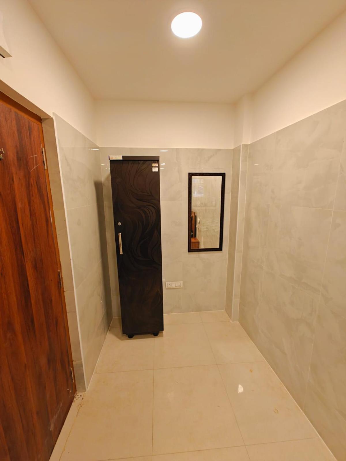 Saibala Lnn Hotel Chennai Luaran gambar