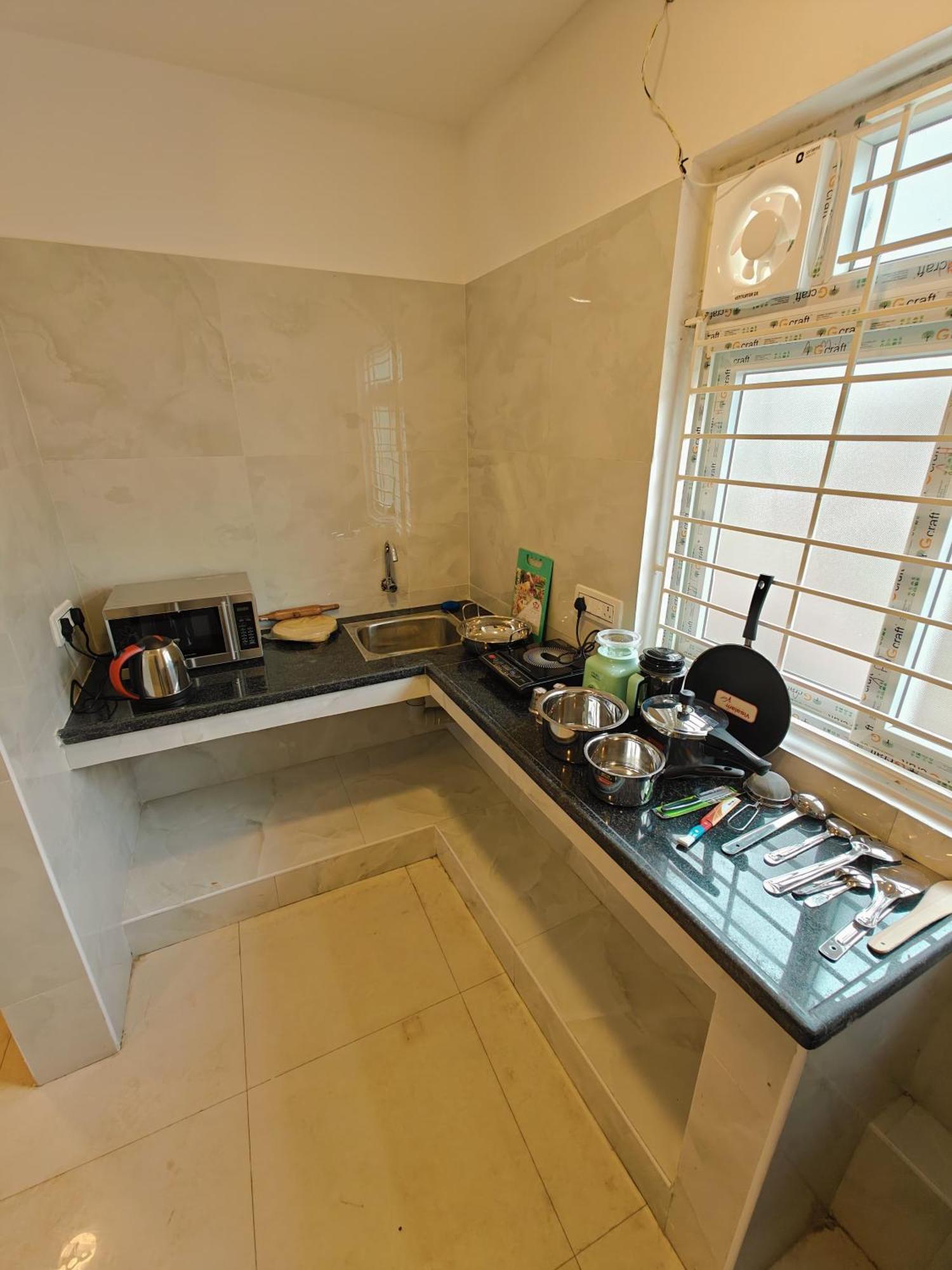 Saibala Lnn Hotel Chennai Luaran gambar